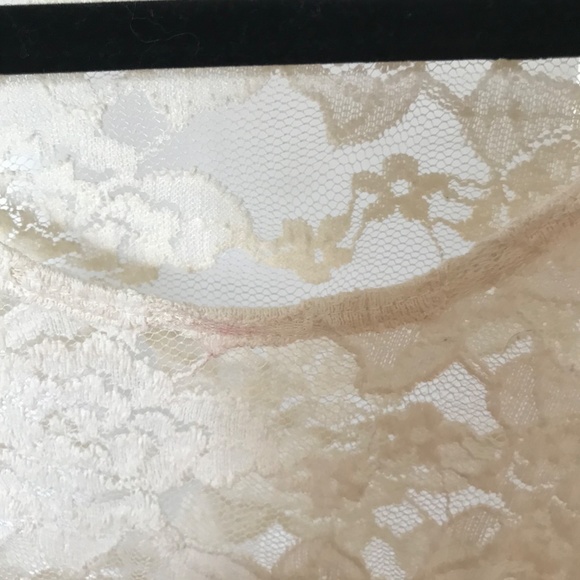 Cream Lace Wide Sleeve Dress - Picture 4 of 4